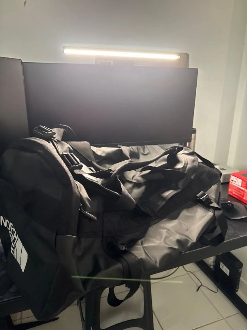 Mochila The North Face Base Camp Duffel L - Usada 1 Vez - Foto 4