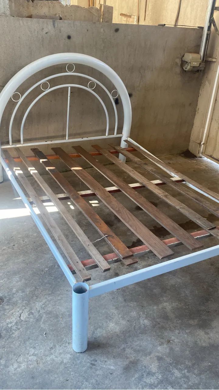 Cama de casal de ferro - Foto 2