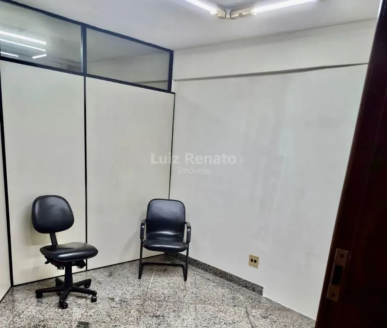Sala Comercial para aluguel - Bairro Funcionários - Foto 2