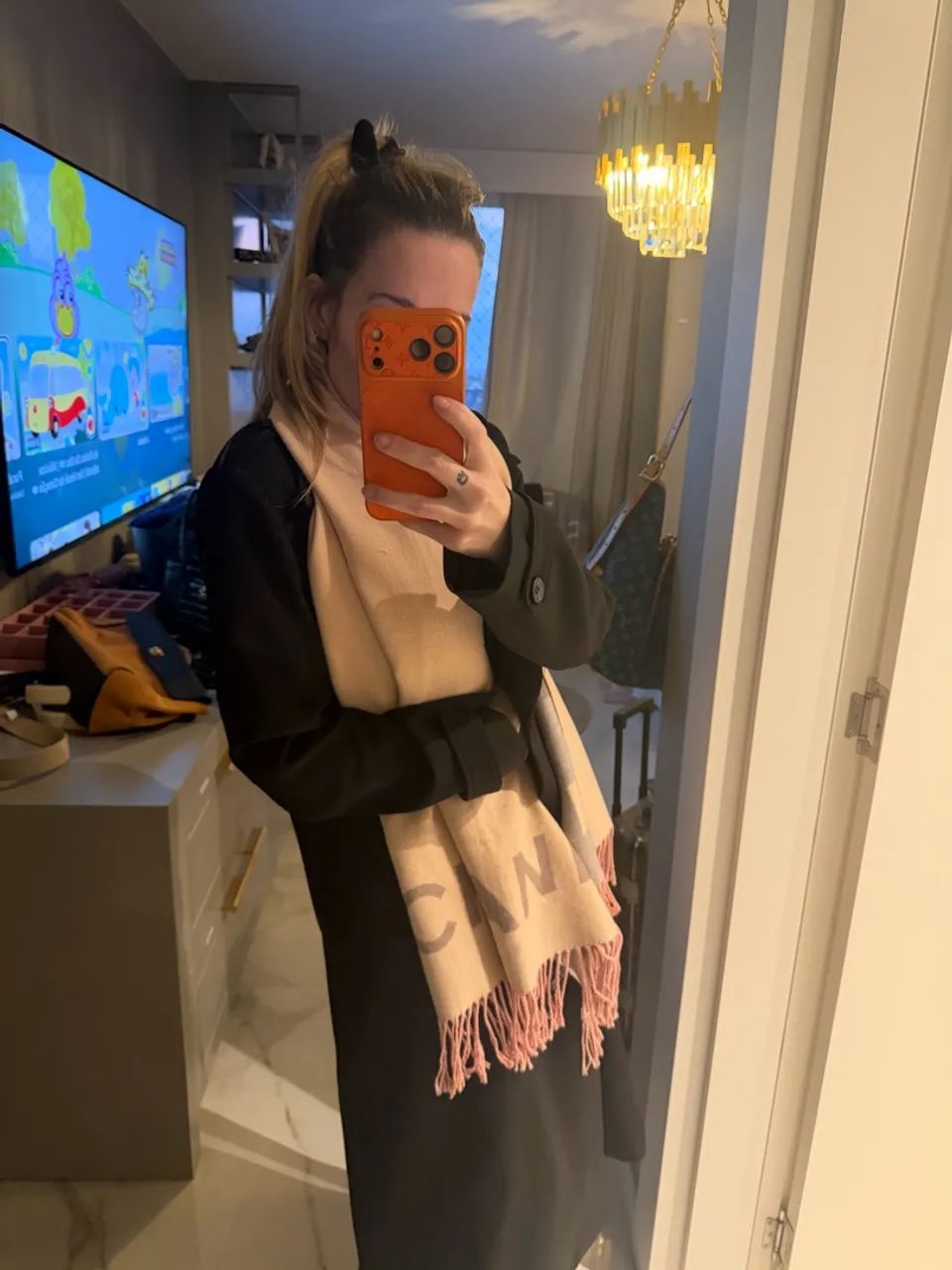 BAIXAR VALOR SÓ HOJE! Imperdível Pashmina lã CHANEL!    - Foto 3