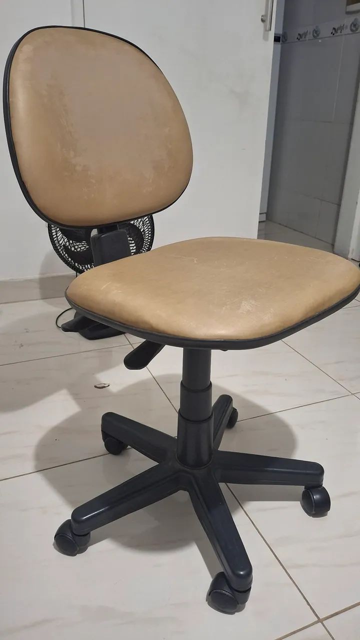 Cadeira de Escritório Ajustável  - Foto 3