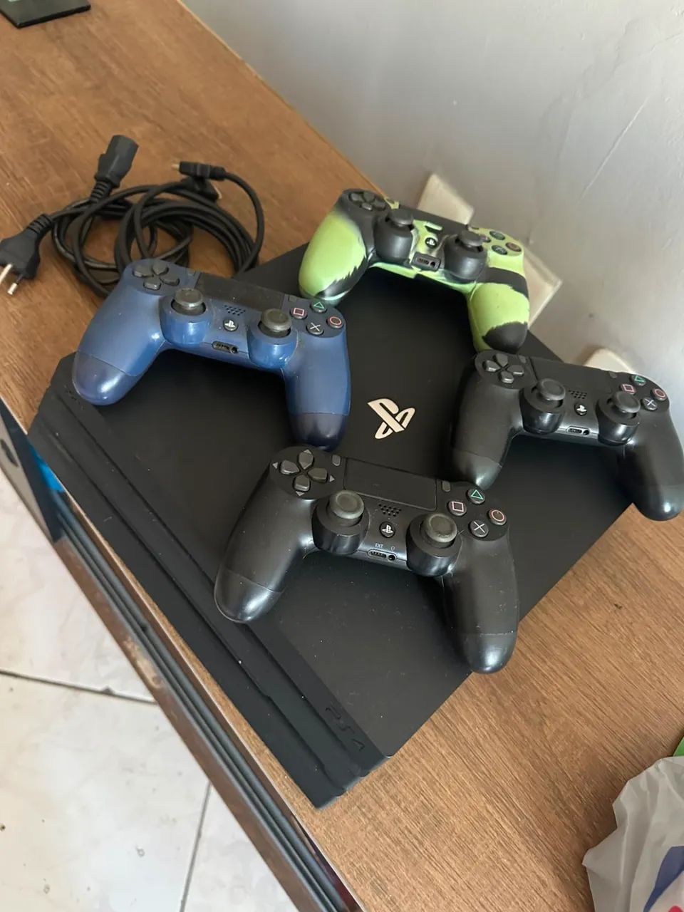PS4 PRO 1TB 