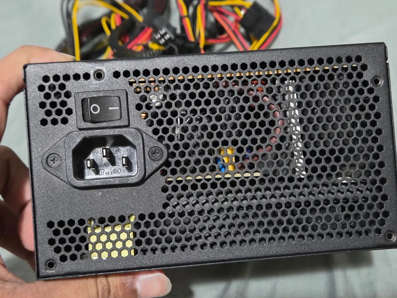 Fonte Cougar VTE 500W 80 Plus Bronze - Foto 4
