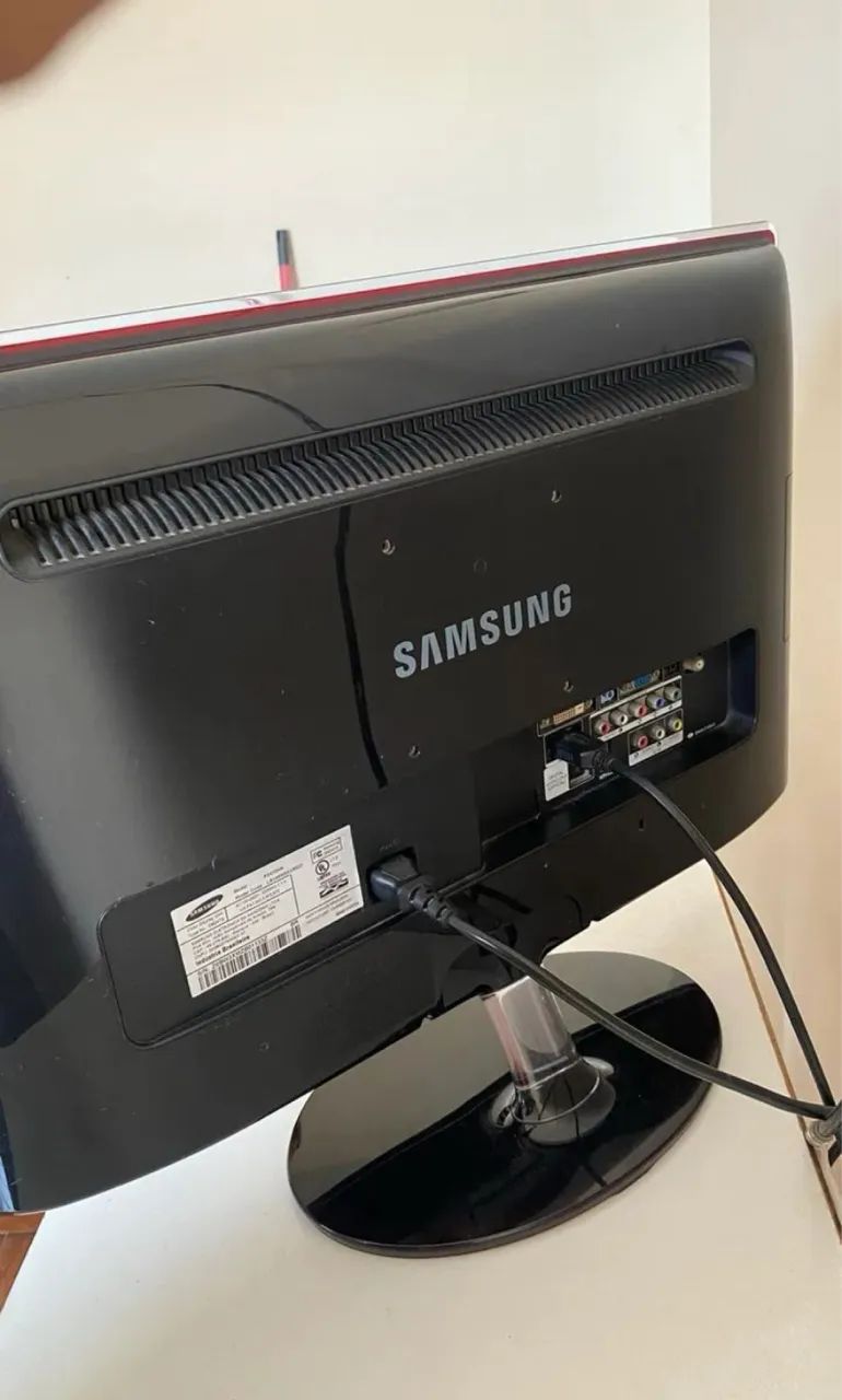 Monitor/TV LCD Samsung de 24 polegadas - Foto 4