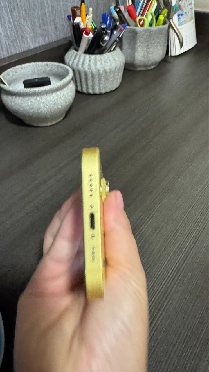 iPhone 14 128GB Amarelo - Única Dona + Kit Completo - Foto 5