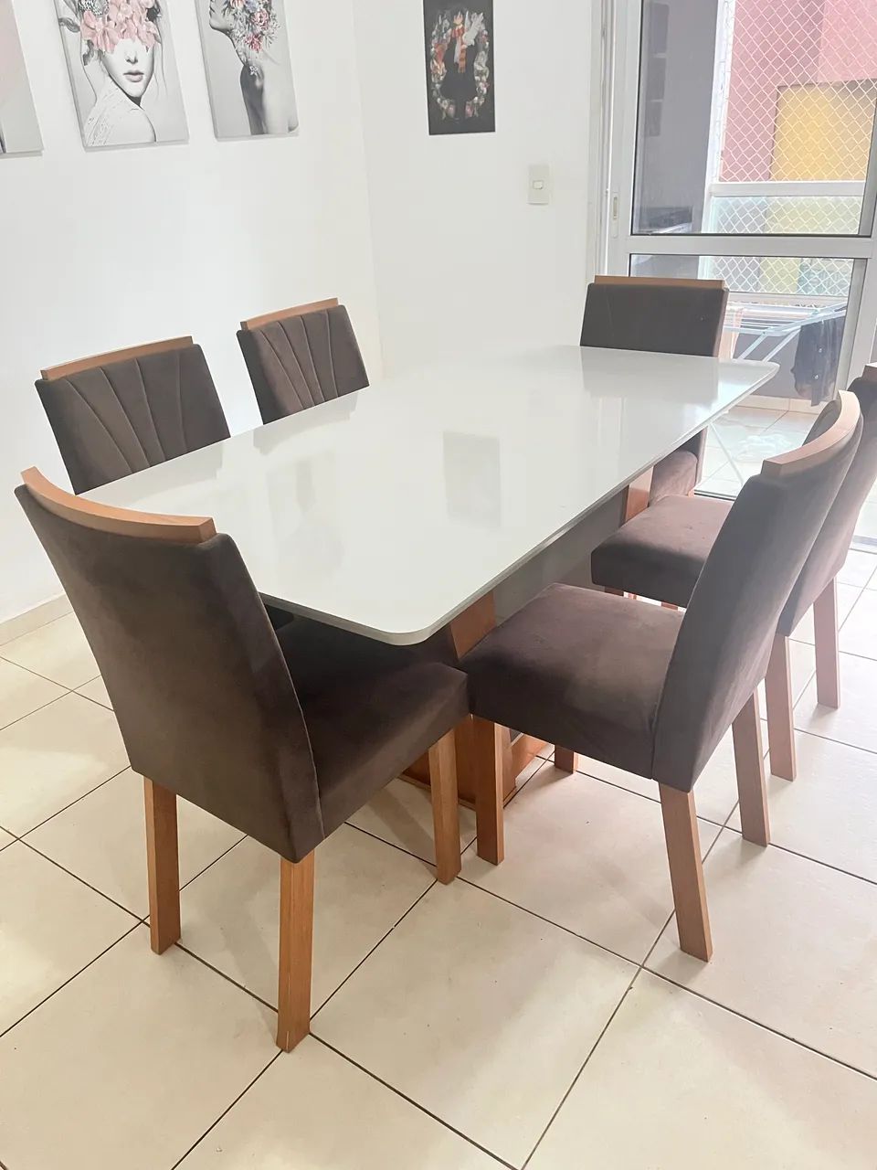 Mesa em ótimo estado