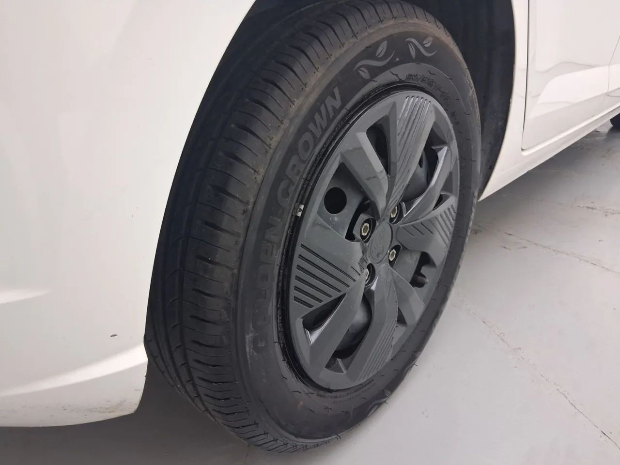 Volkswagen Polo Track 1.0 Flex 12V 5p, foto 14 de 18