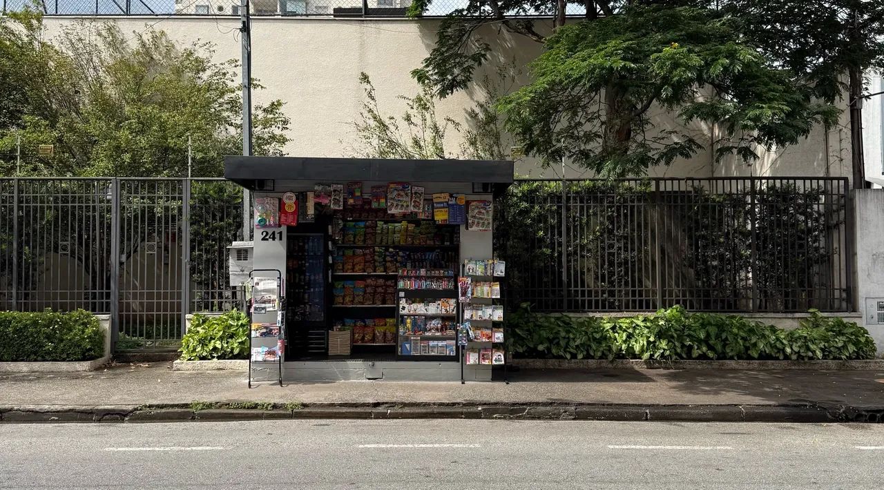 Vende se banca de jornal e conveniências com tudo que tem dentro  - Foto 4