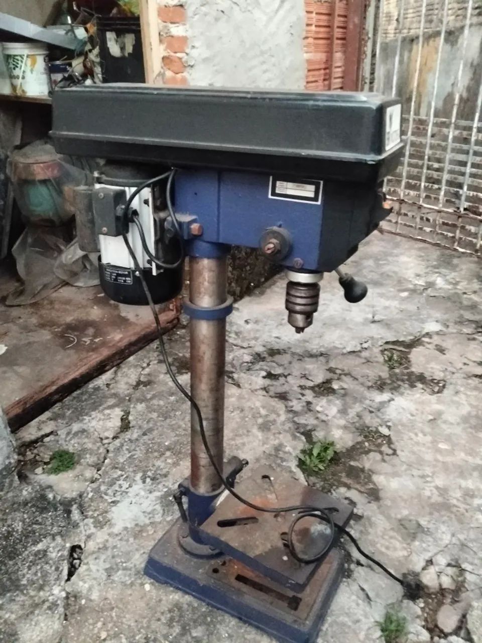 Furadeira de bancada 