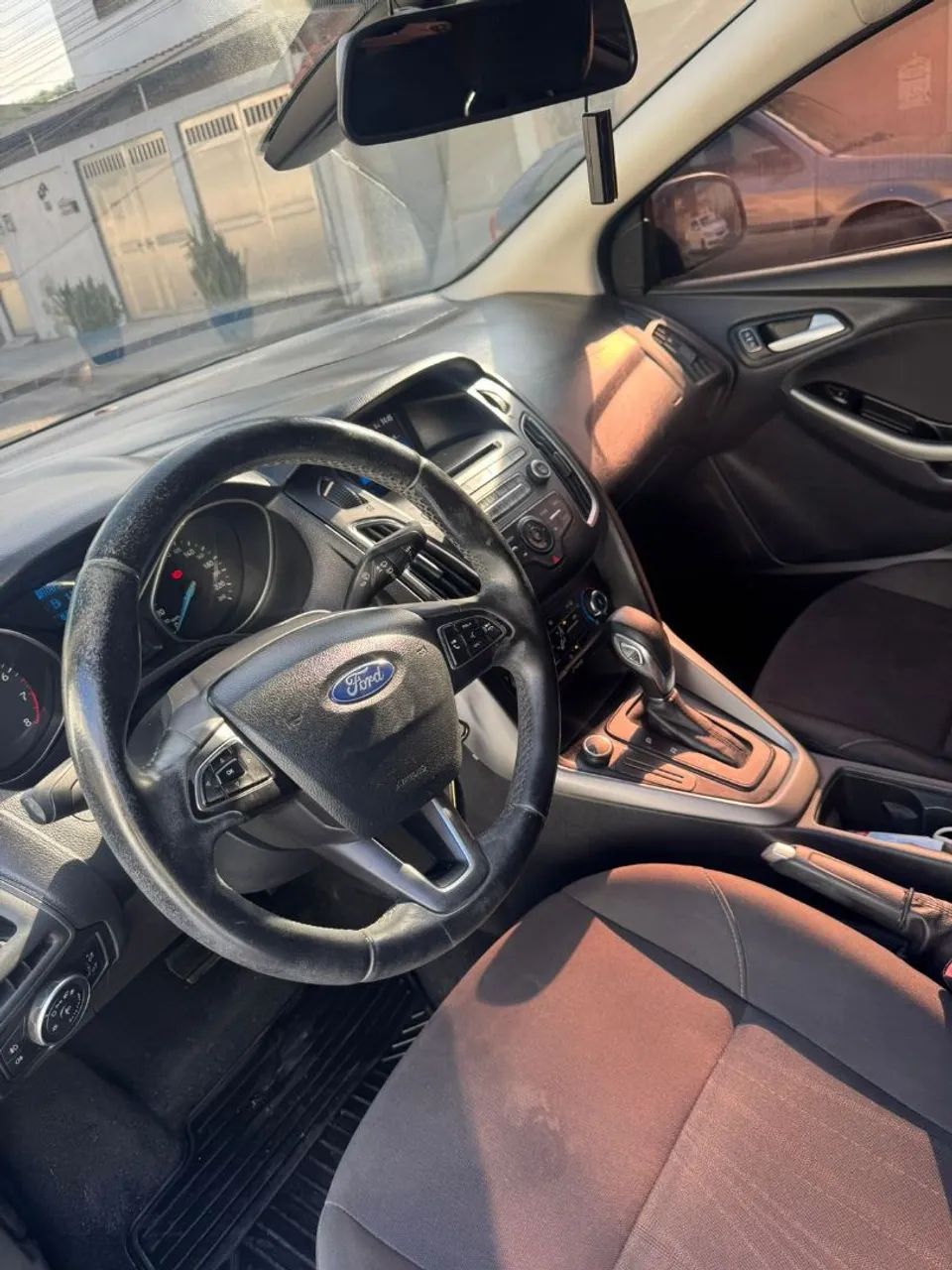 Ford Focus Fastback Se/se Plus 2.0 Flex Aut. 2017 - Foto 2