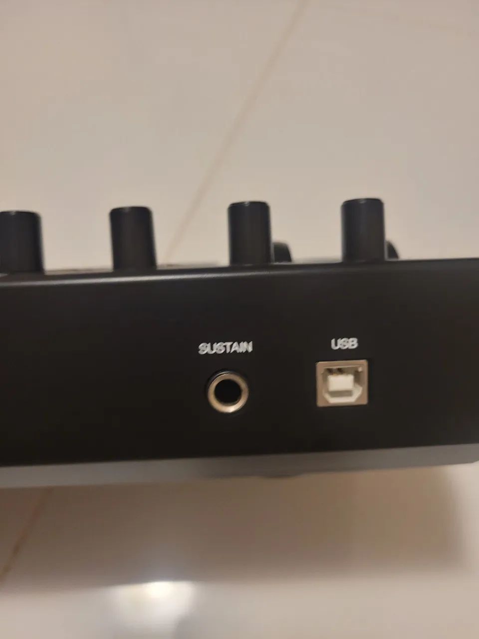 Controlador Alesis V25 - Foto 5