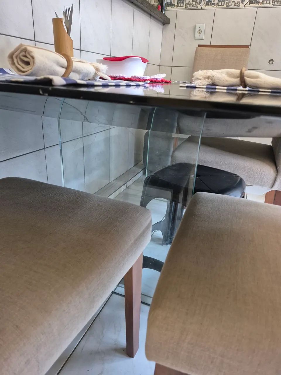 Mesa com 4 cadeiras - Foto 5