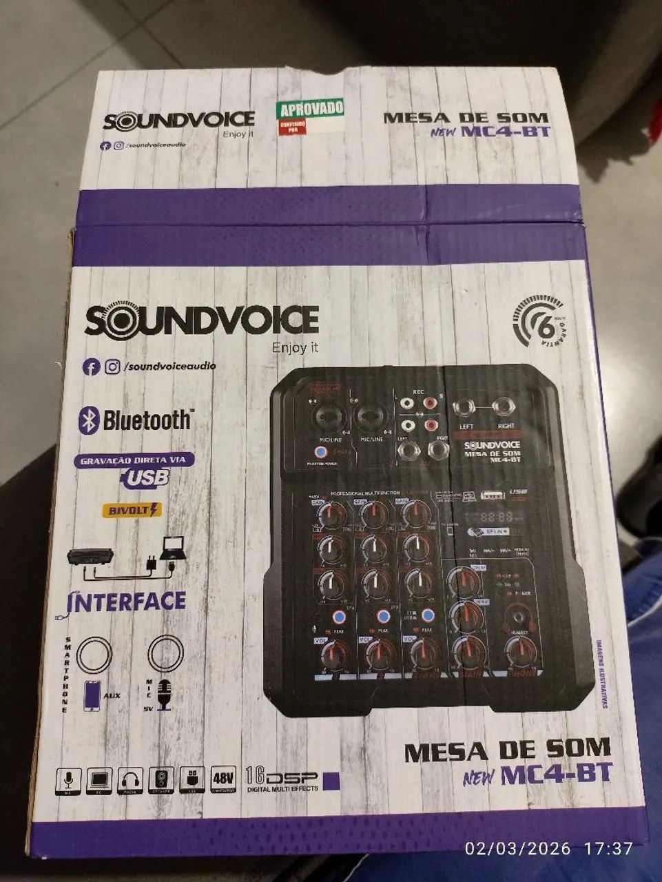 Mesa de som e interface de áudio. - Foto 5