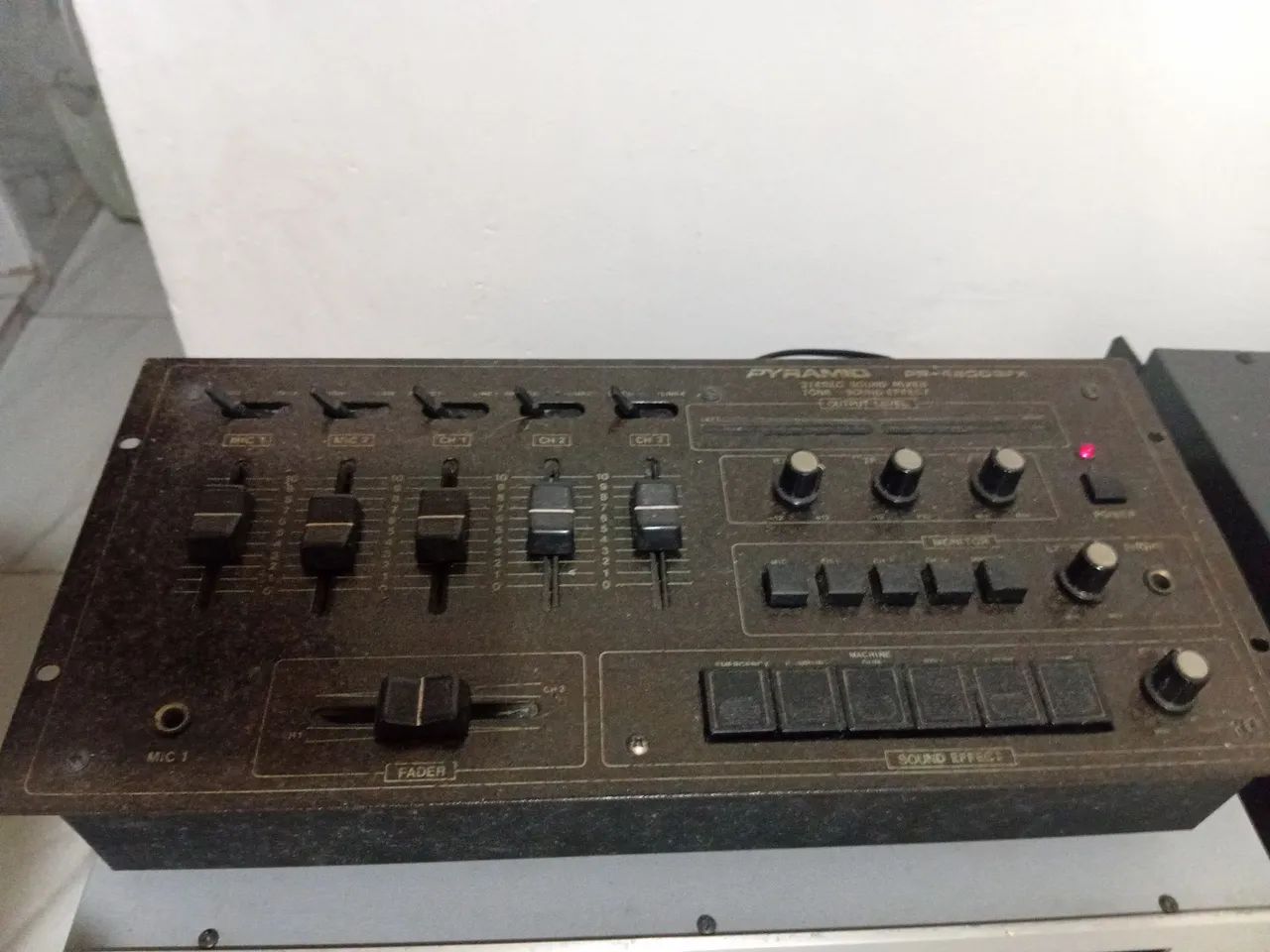 Mixer Pyramid PR-4800SFX 