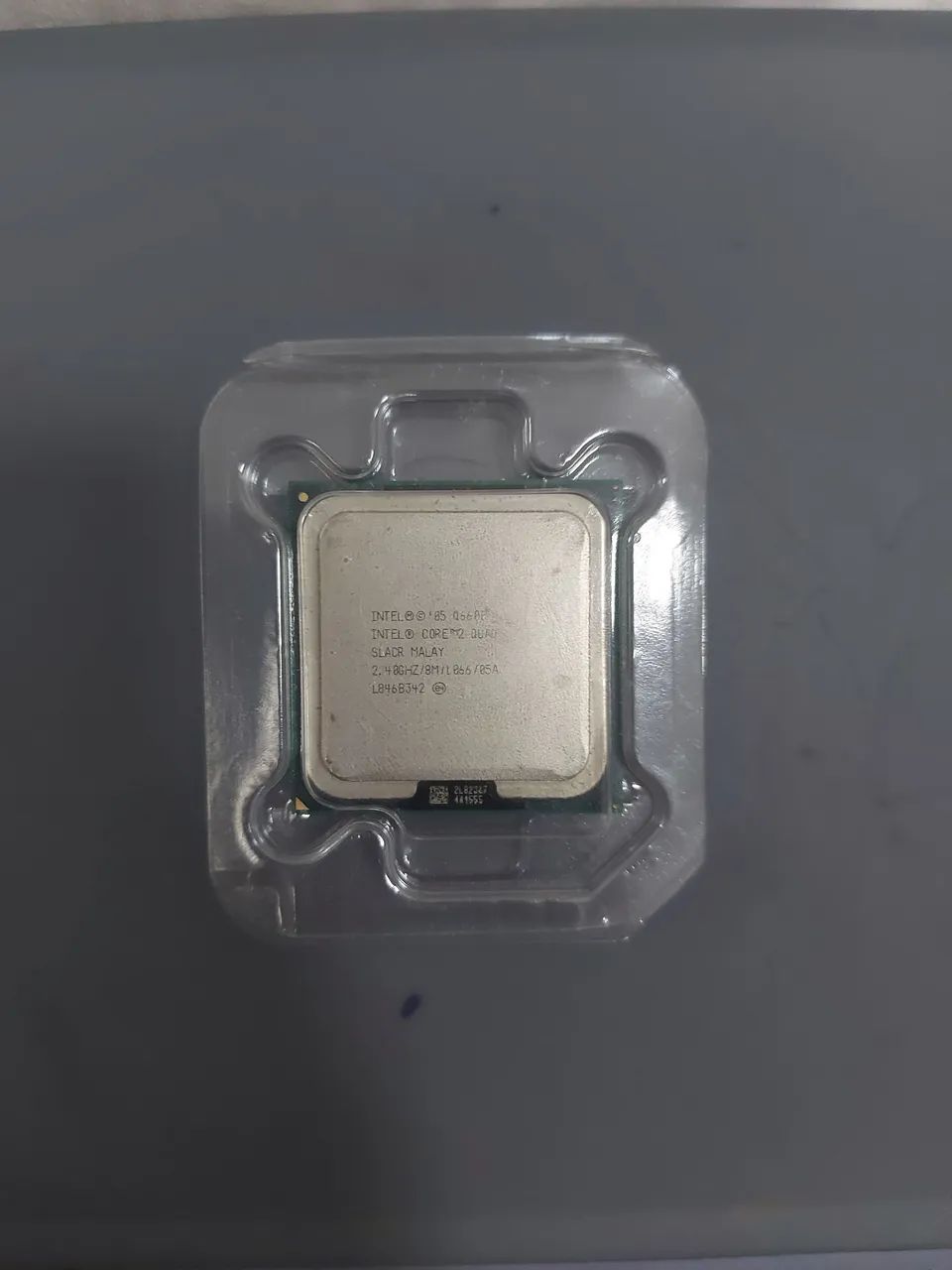 Processador intel core 2 Quad. 2.4 0GH2/8M/1066/05A