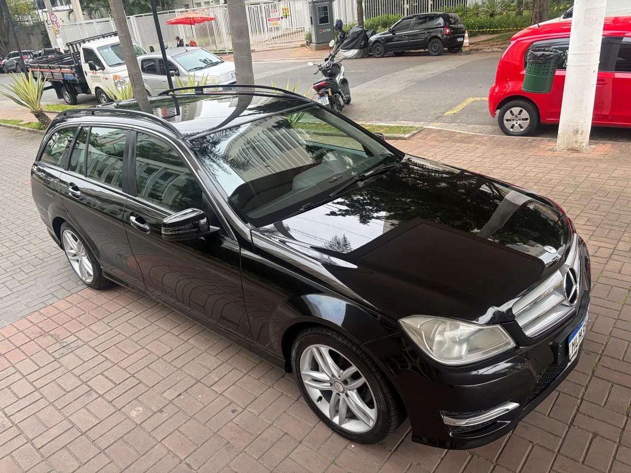 Mercedes-Benz C-180 2014