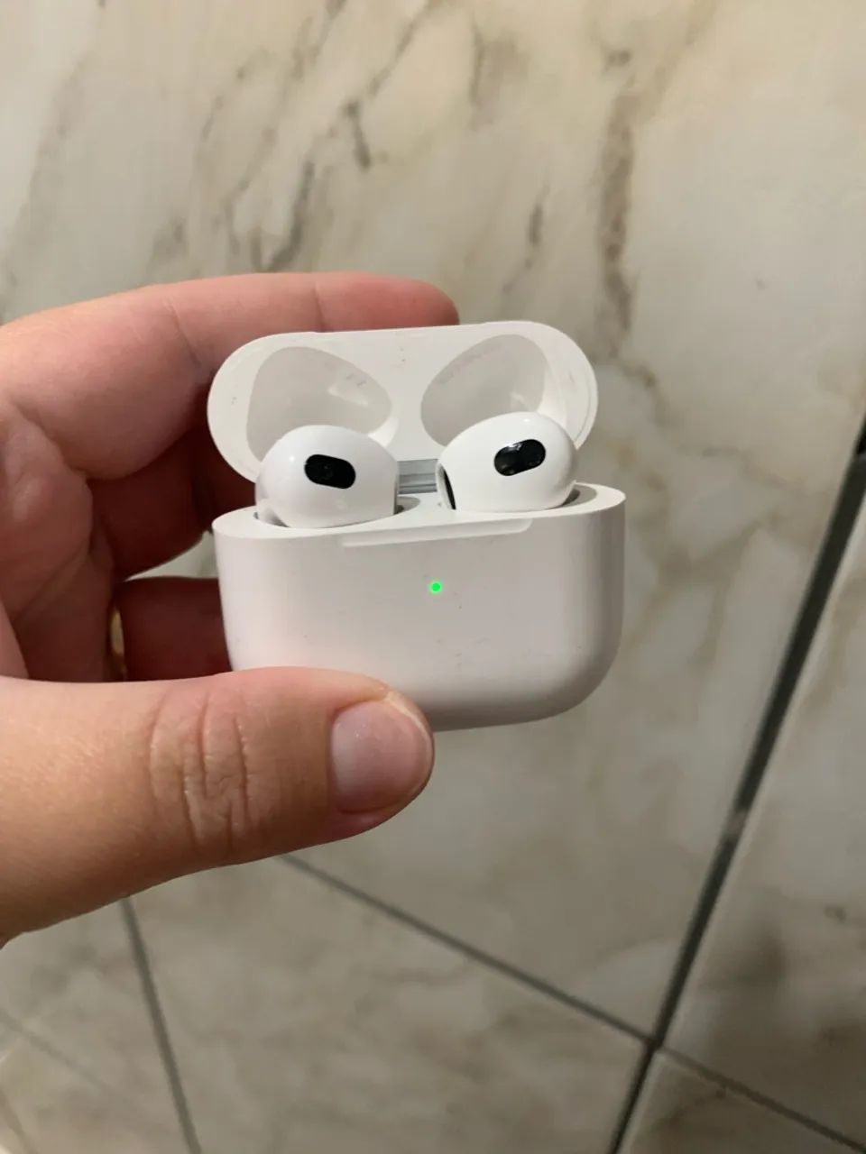 AirPods original geração 4 