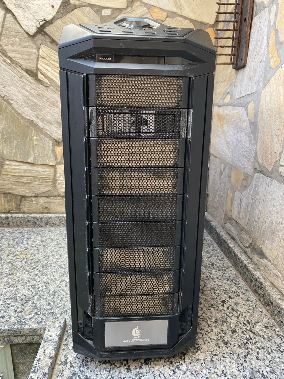 Gabinete CoolerMaster Storm Trooper preto - Foto 2