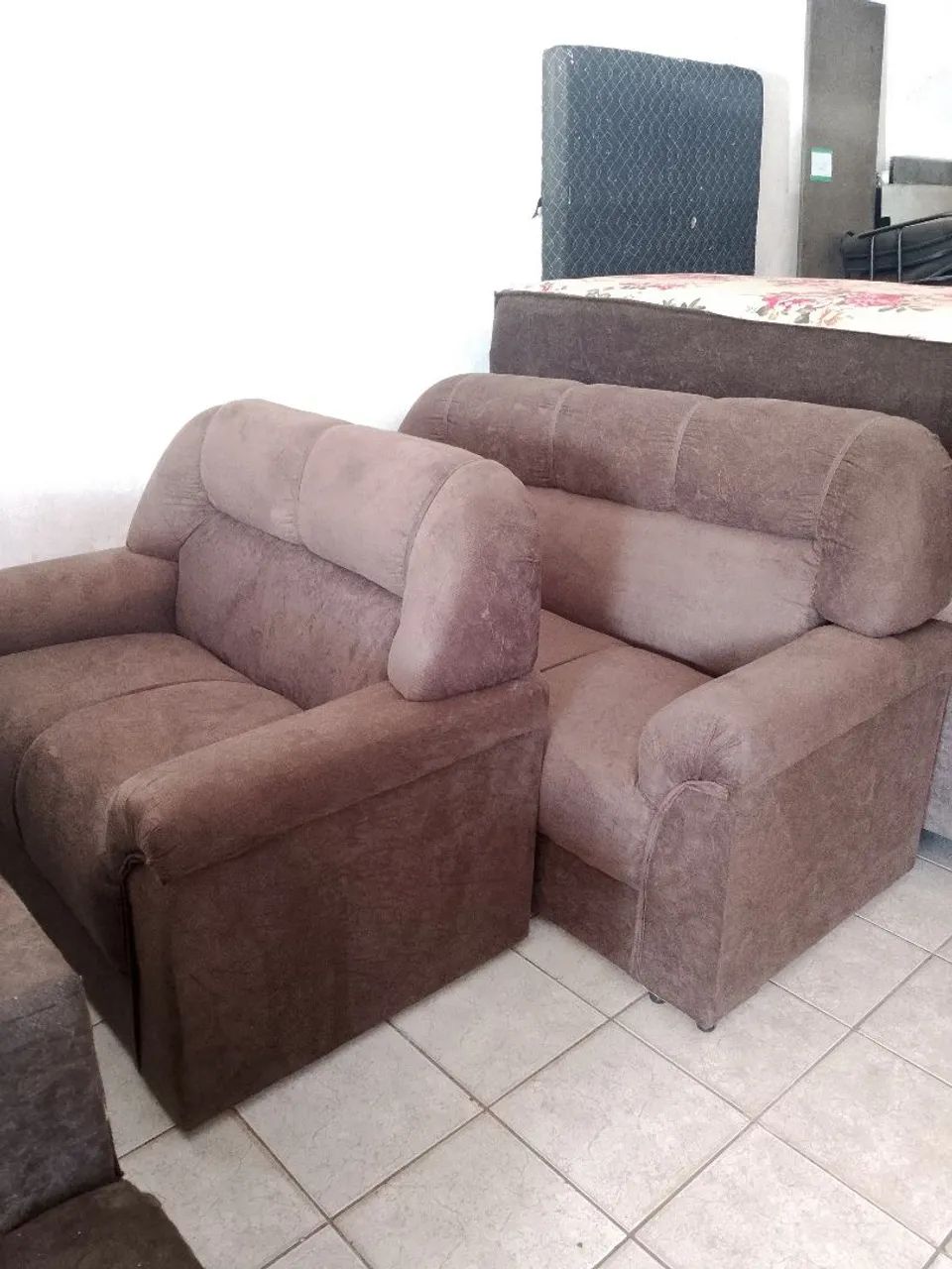 Conjunto de sofá marrom