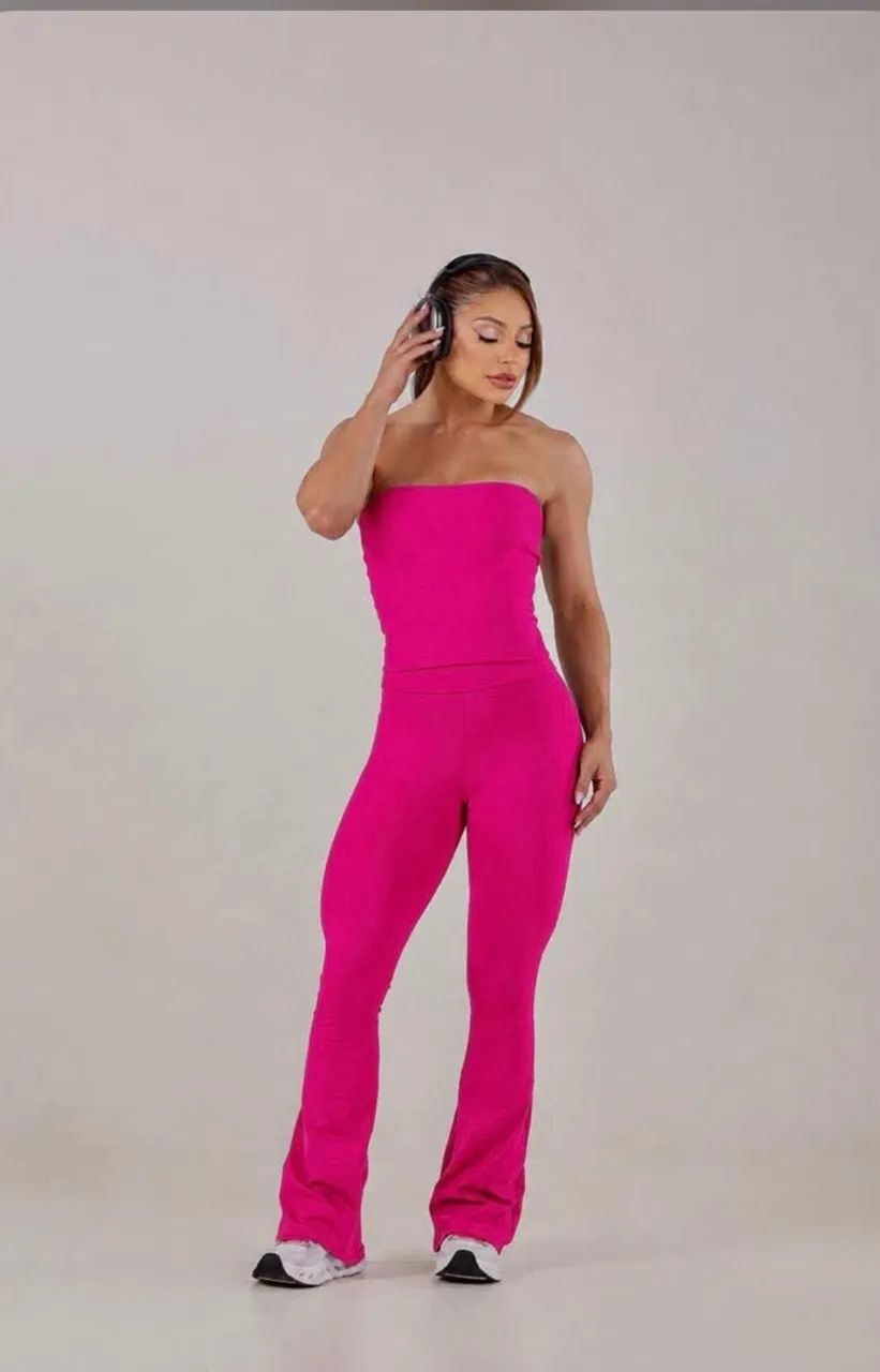 Roupa de academia 