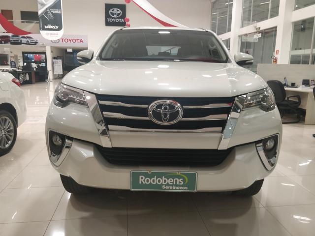 TOYOTA HILUX SW4 2016/2016 2.8 SRX 4X4 7 LUGARES 16V TURBO INTERCOOLER DIESEL 4P AUTOMATIC