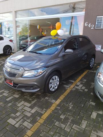 Onix 1.4 lt 2015 - Foto 3