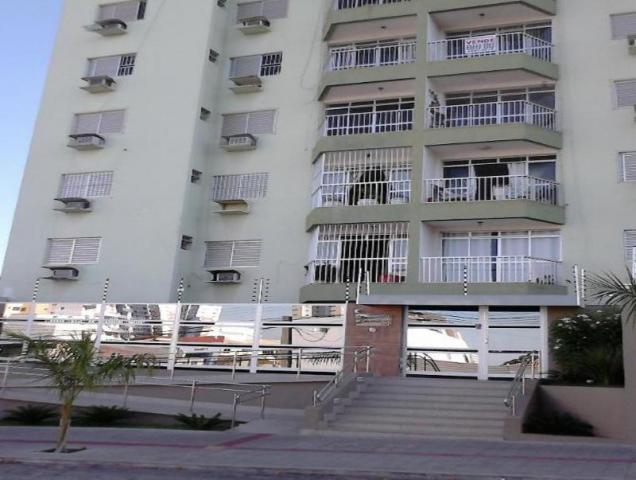 Apartamento no Ed. Eduardo IV