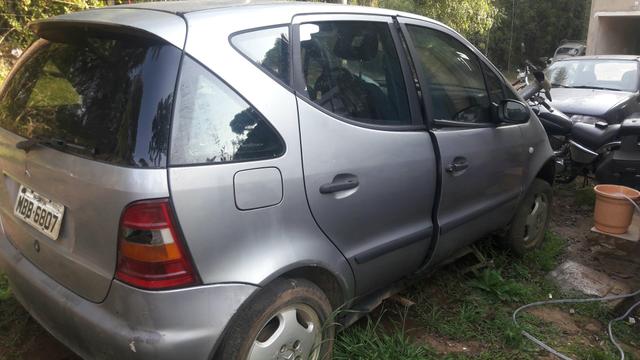 Venda para retirada de peças