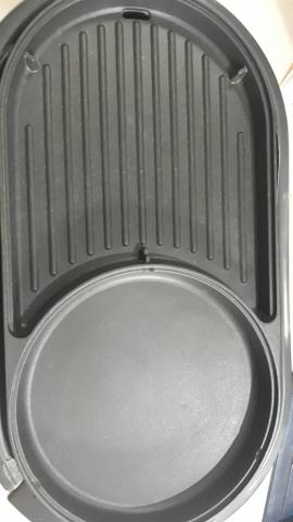 Gril Britânia semi novo 127v