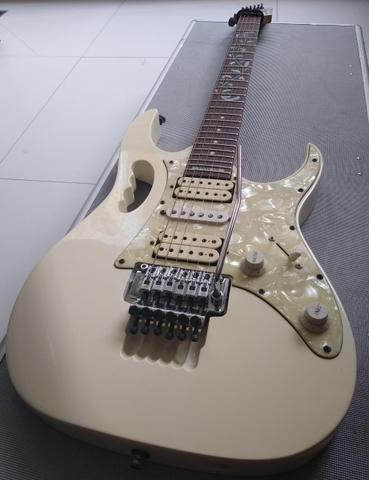 Guitarra Ibanez