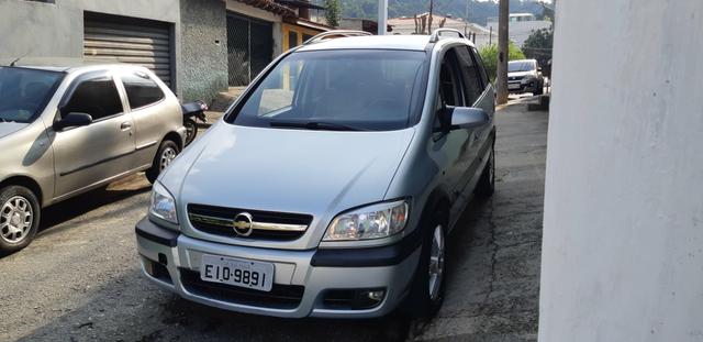 Zafira Elite Automática