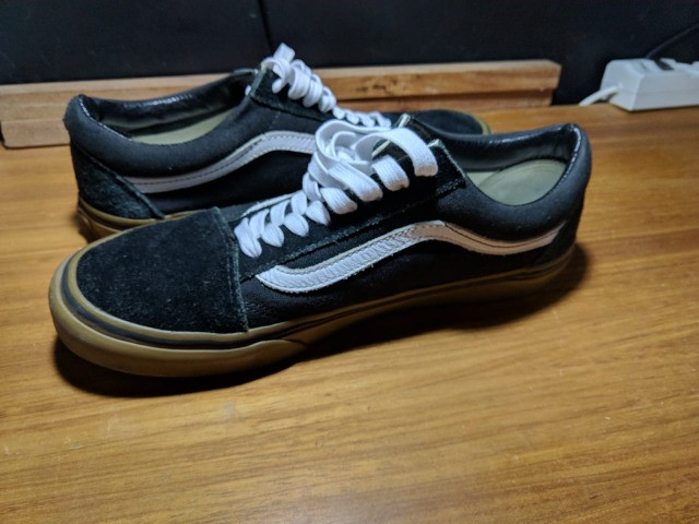 tênis vans old skool gumsole black medium gum