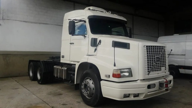 VOLVO 410, TIPO NL12 6X4, BRANCO, 1999