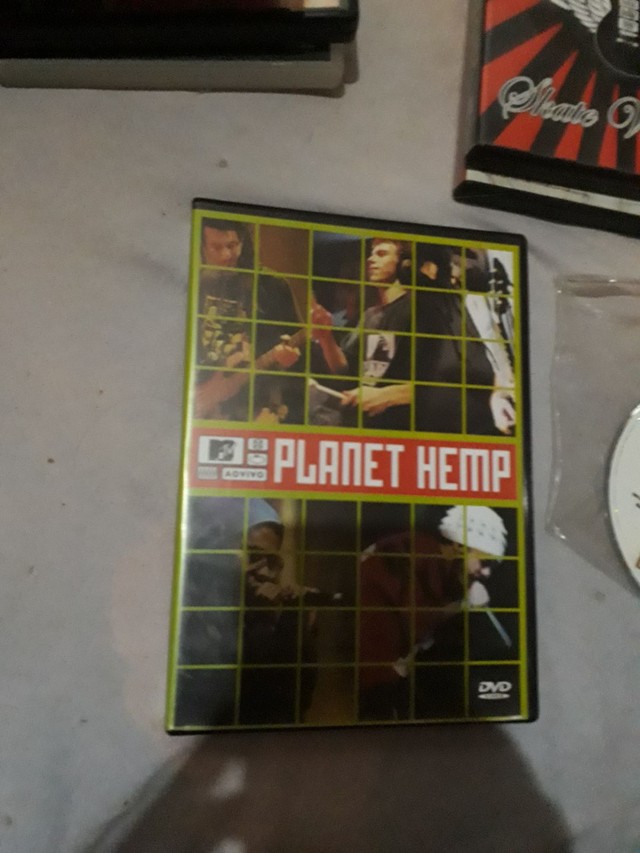 Dvd do Planet Hemp - MTV AO VIVO.  Original e novo. 