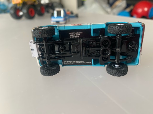 M2 Machine Silverado  - Foto 5