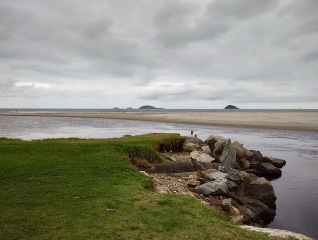 São Francisco do Sul-SC Praia de Ubatuba frente para o mar Temporada  - Foto 4