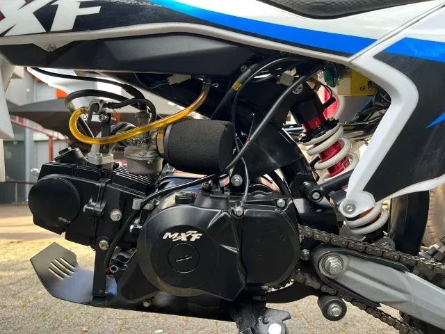 Minimoto MXF Motors para crianças ganha estilo de moto grande