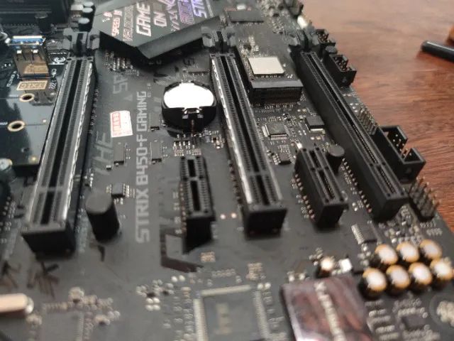 Placa Mãe Asus Rog Strix B450-f Gaming, Amd Am4, Atx, Ddr4