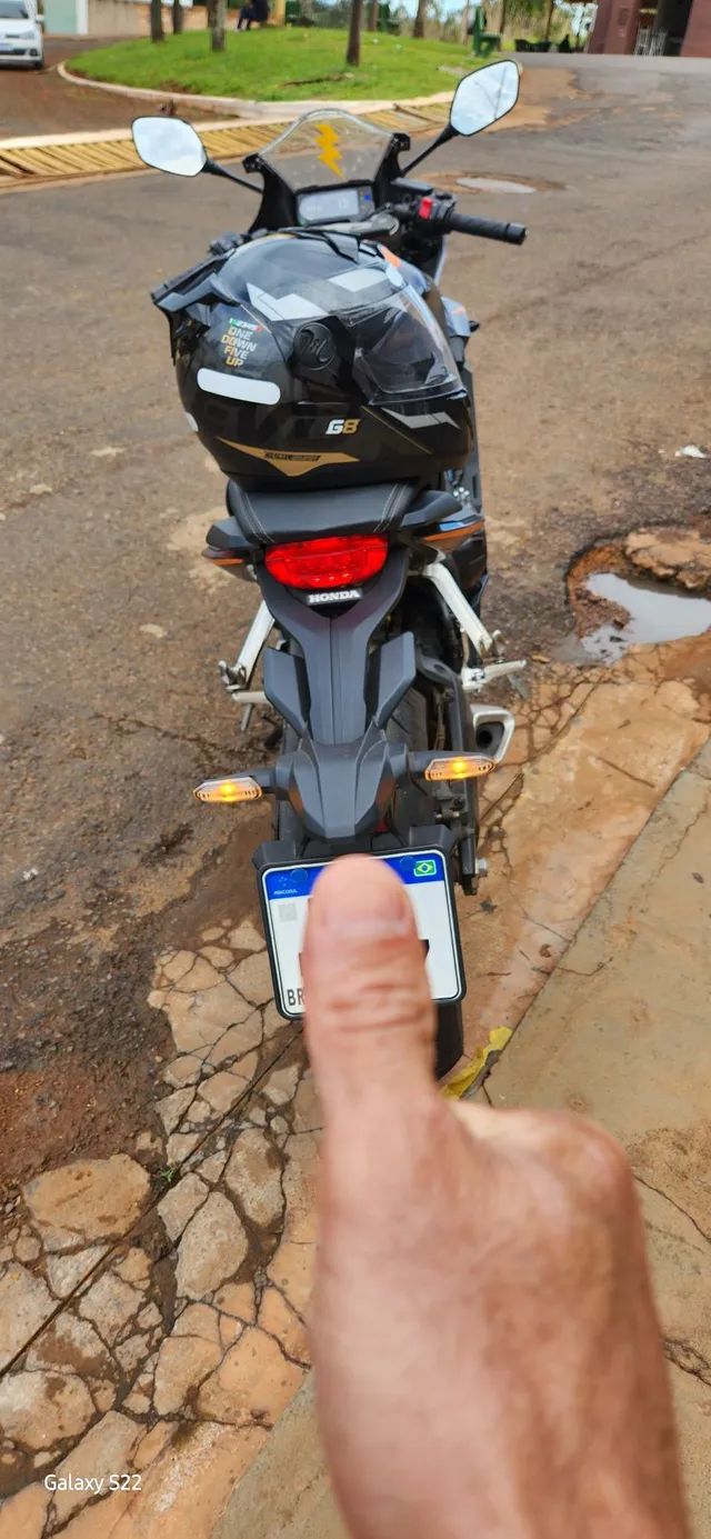 VENDE SE CBR 650 R