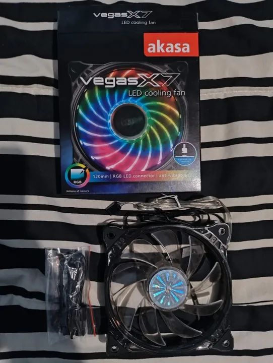 Kit 3 Fans Akasa Vegas X7 RGB 120mm + Cabo Splitter - Usadas, Ótimo Estado - Foto 3