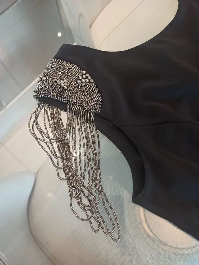Vestido lindo!!! Tam. M.  - Foto 3