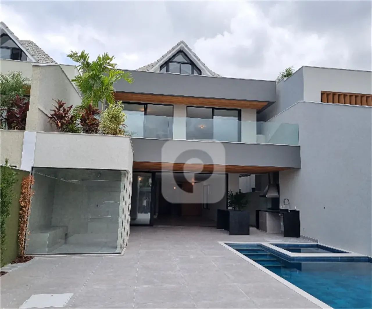 Barra da Tijuca Maravilhosa Casa Blue House 5 Suites 420 m2 Pronta para Morar .