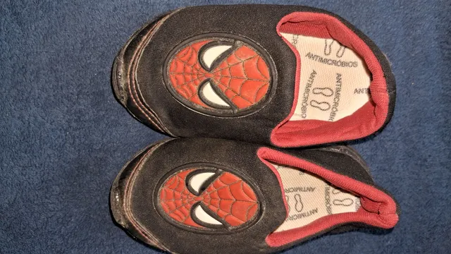 TENIS HOMEM ARANHA TAM 21 DE SANTOS