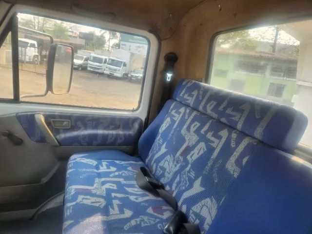 Caçamba VW 23 220 2004  - Foto 4