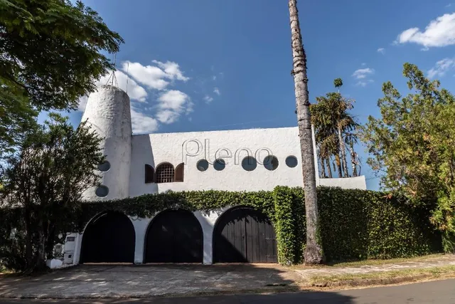 Sobrado à venda com 5 suítes na Cidade Universitária em Campinas