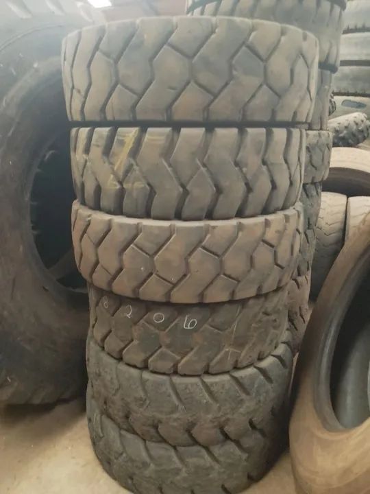 Vendas de pneus usados para empilhadeira  - Foto 5