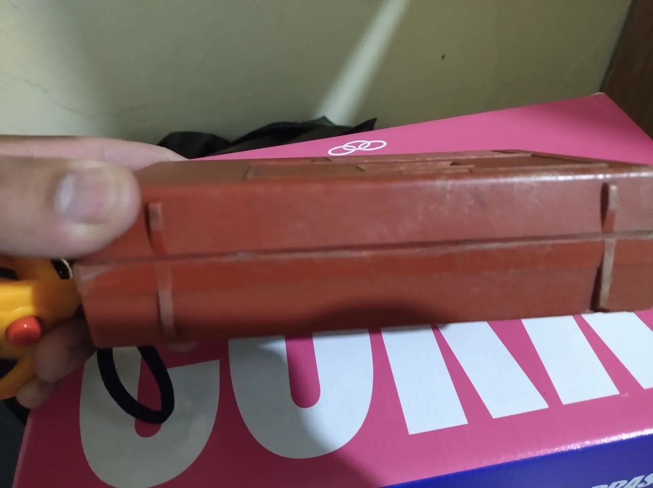 Rádio pequeno antigo - Foto 5