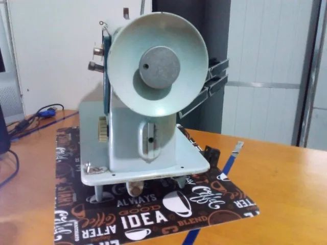 Maquina Singer 660 C - Foto 4