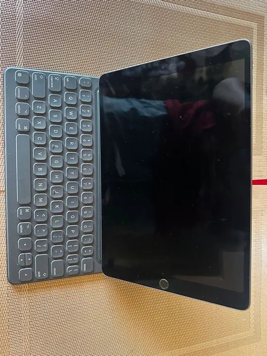 iPad Air 2019 + teclado original