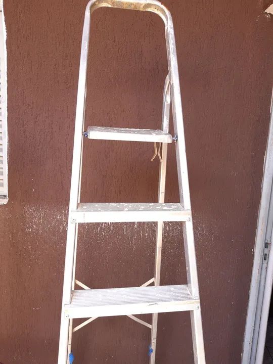 Escada de Alumínio de 07 Degraus  - Foto 4